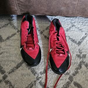Nike Size 5 Youth Red and Black Athletic Shoes